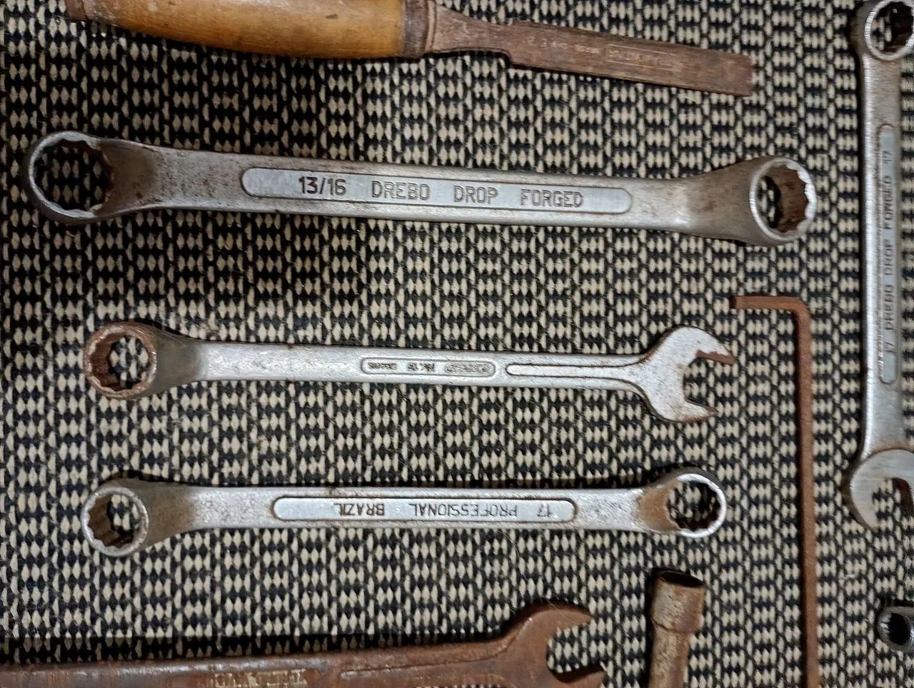 Maleta e algumas ferramentas usadas mas eficientes  - Foto 3