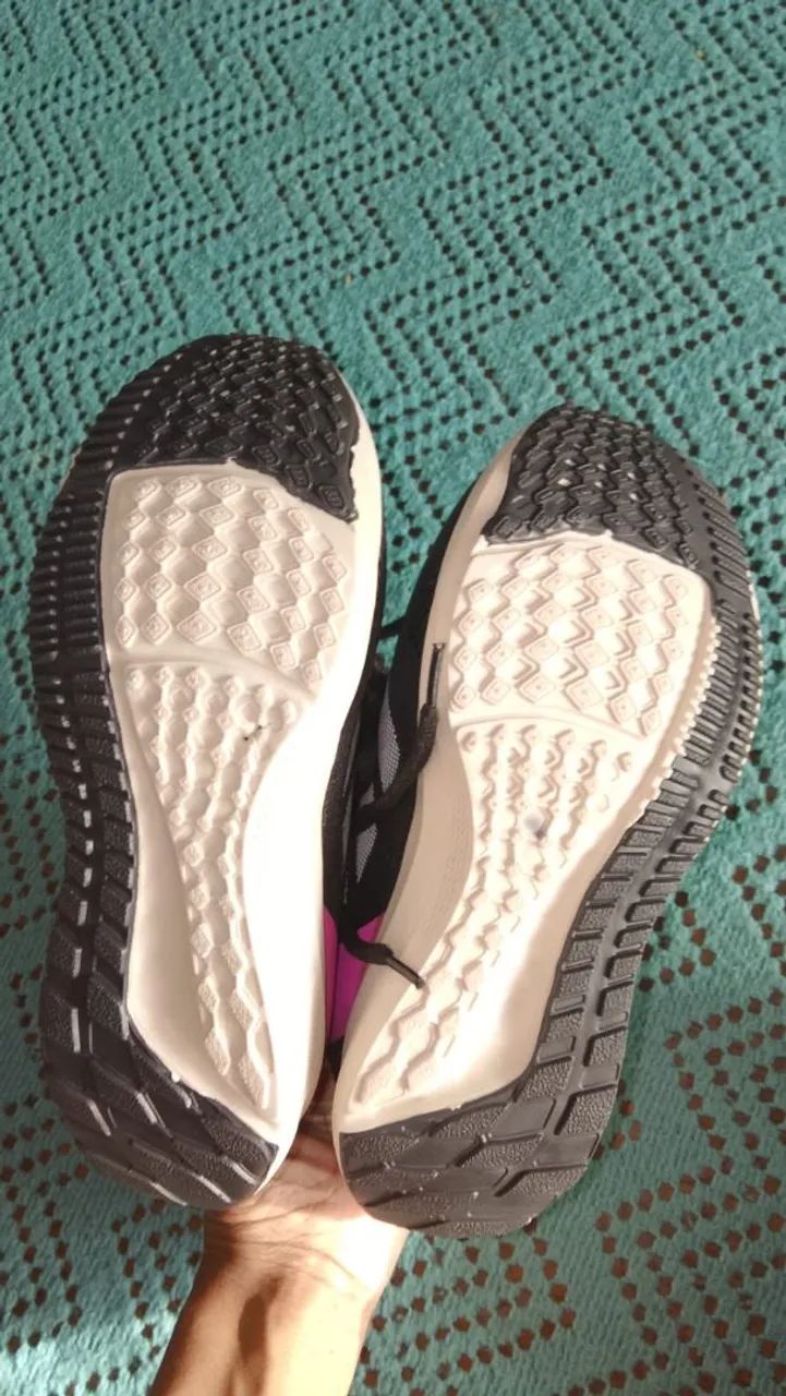 Tênis feminino branco rosa e preto  - Foto 3