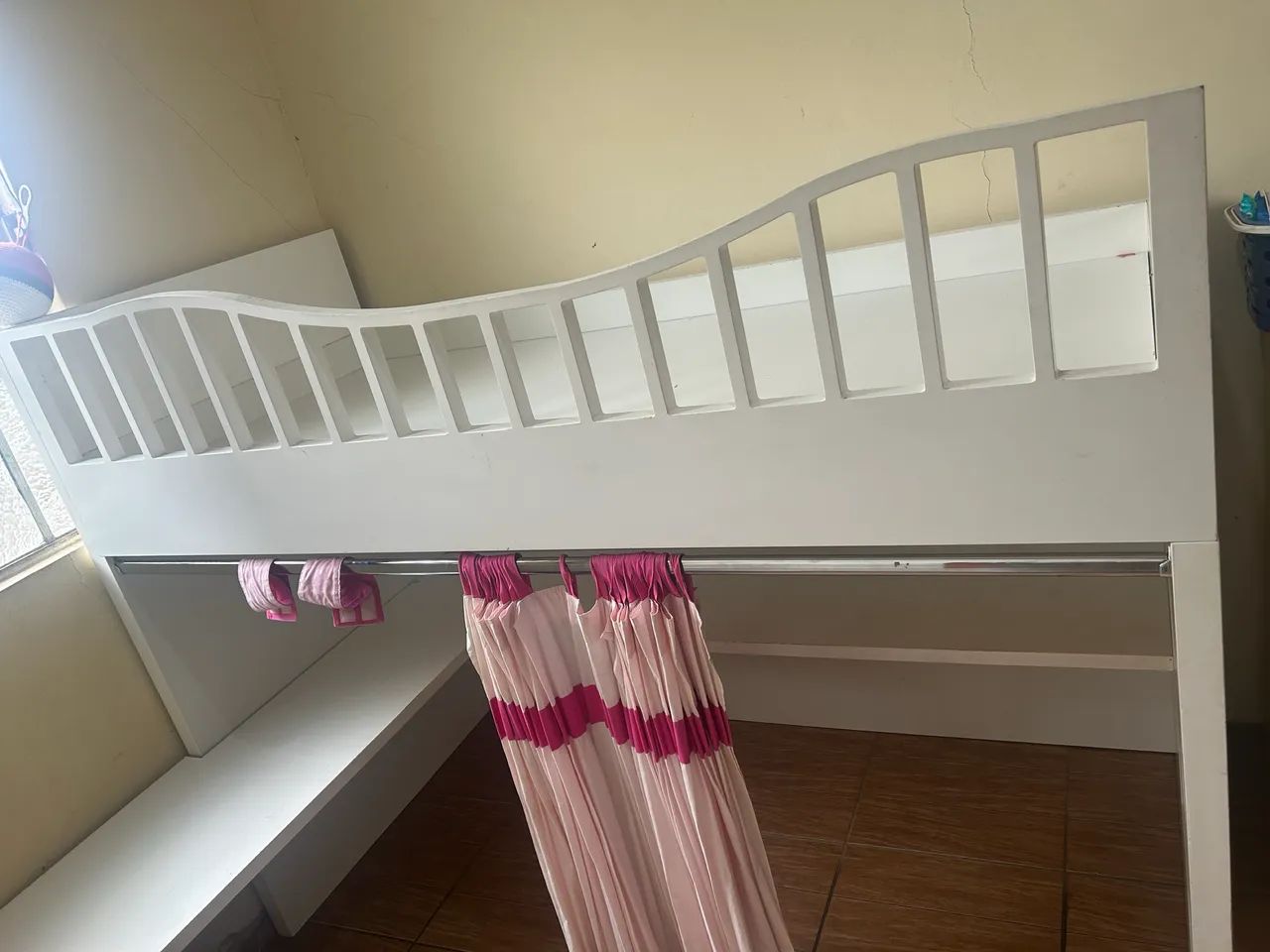 Cama Infantil Alta Reforçada com Escada, Grades e Tenda  - Foto 5