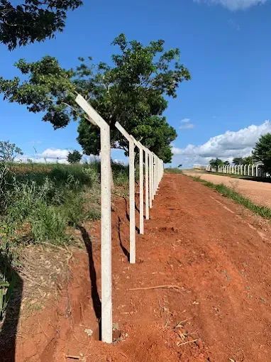 INSTALAÇÃO DE ALAMBRADOS E CERCAMENTOS - Foto 4
