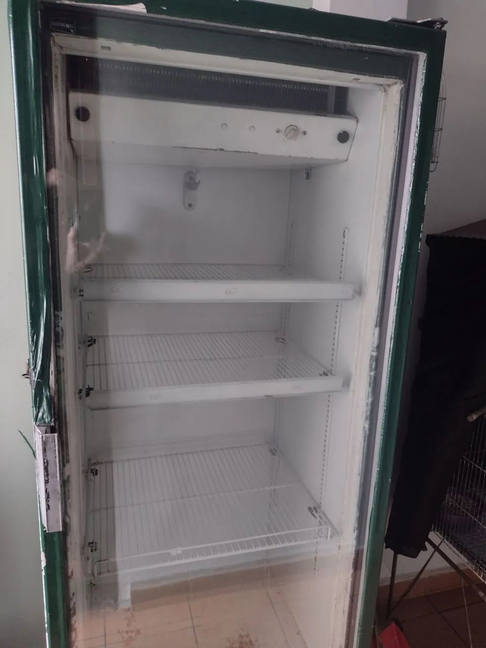 Geladeira freezer bebidas vertical  - Foto 3
