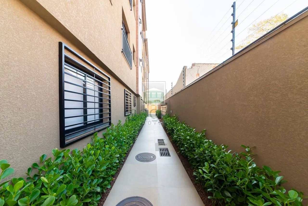 Studio mobiliado com garagem e sacada francesa próximo à PUCPR - Foto 4
