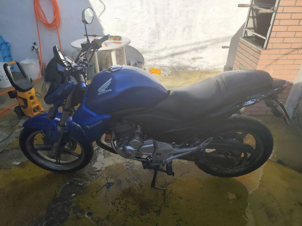 CB300r  - Foto 3