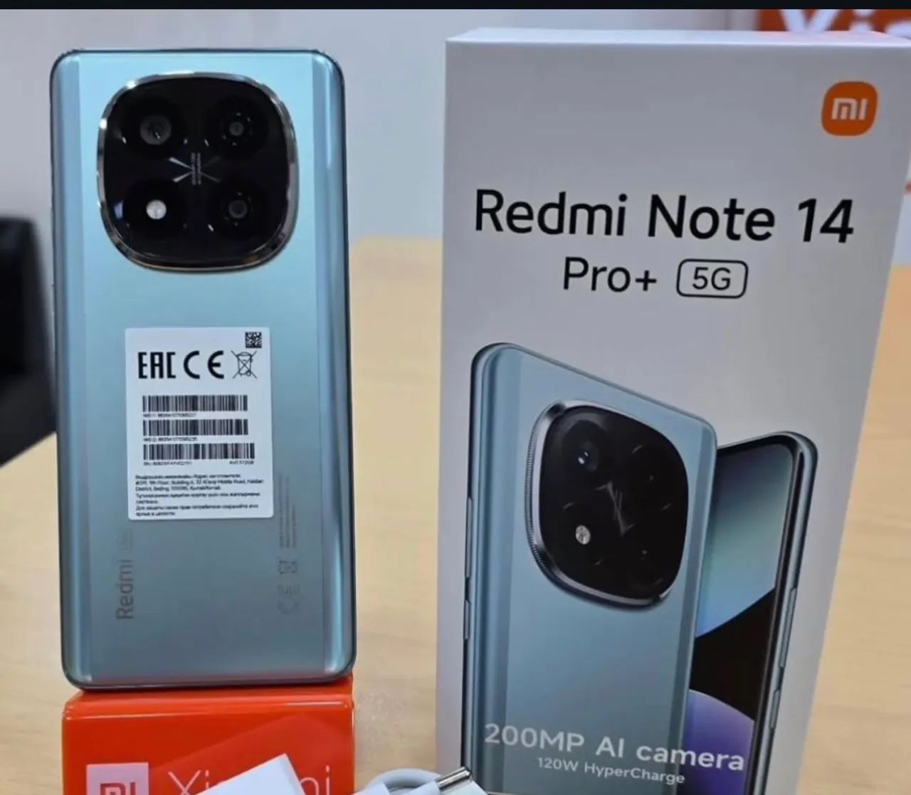 Celular o top - Câmera boa de 200Mp Aí - Redmi Note 14 Pro Plus 5G - 512/12 - Azul