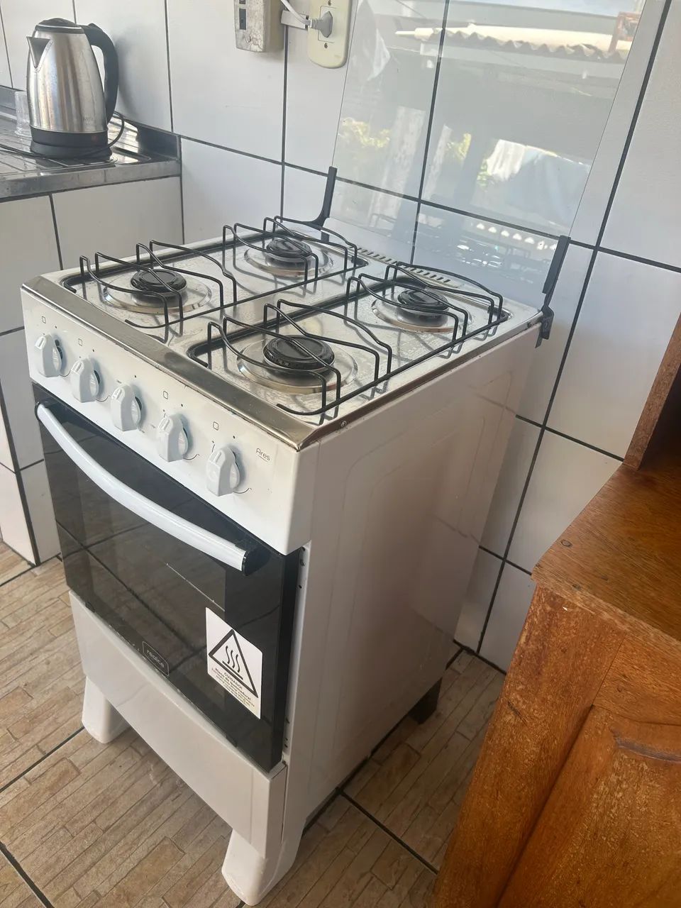 Fogão realce 4 bocas ares