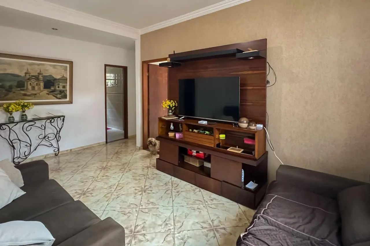 Casa à Venda - Nova Gameleira, 4 Quartos, 210 m2