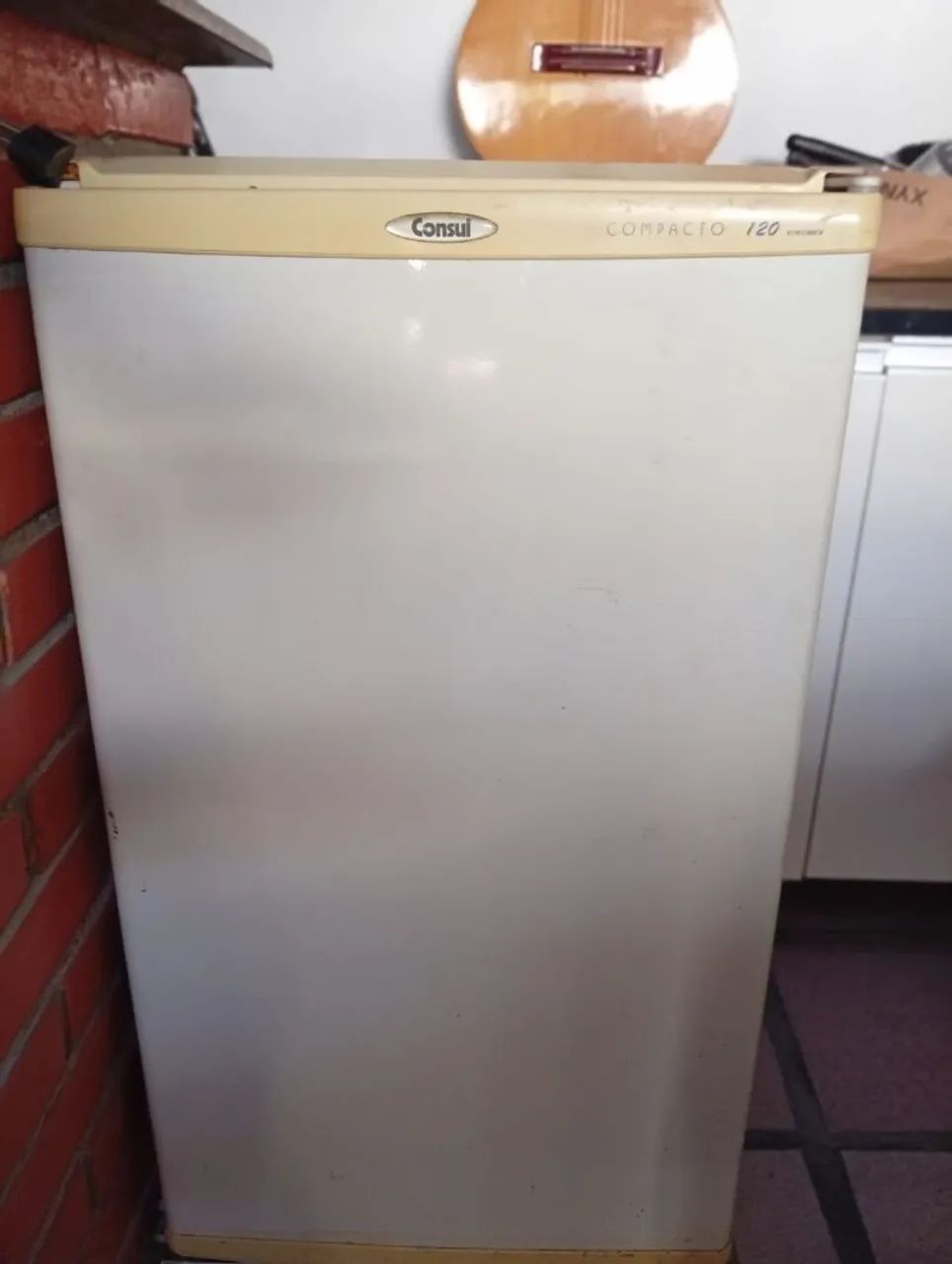 VENDO. Geladeira, frigobar, mesa, etc... - Foto 2