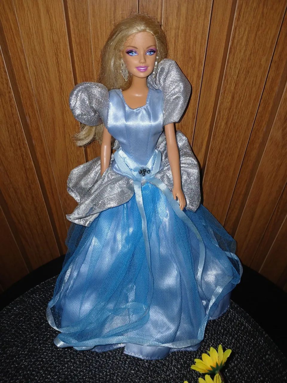Barbie com roupa de Princesa - Foto 2