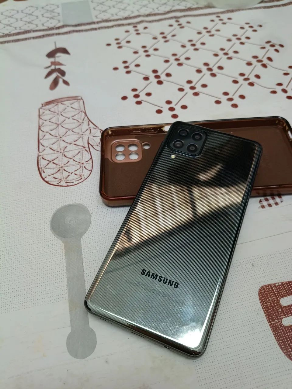 Celular m62