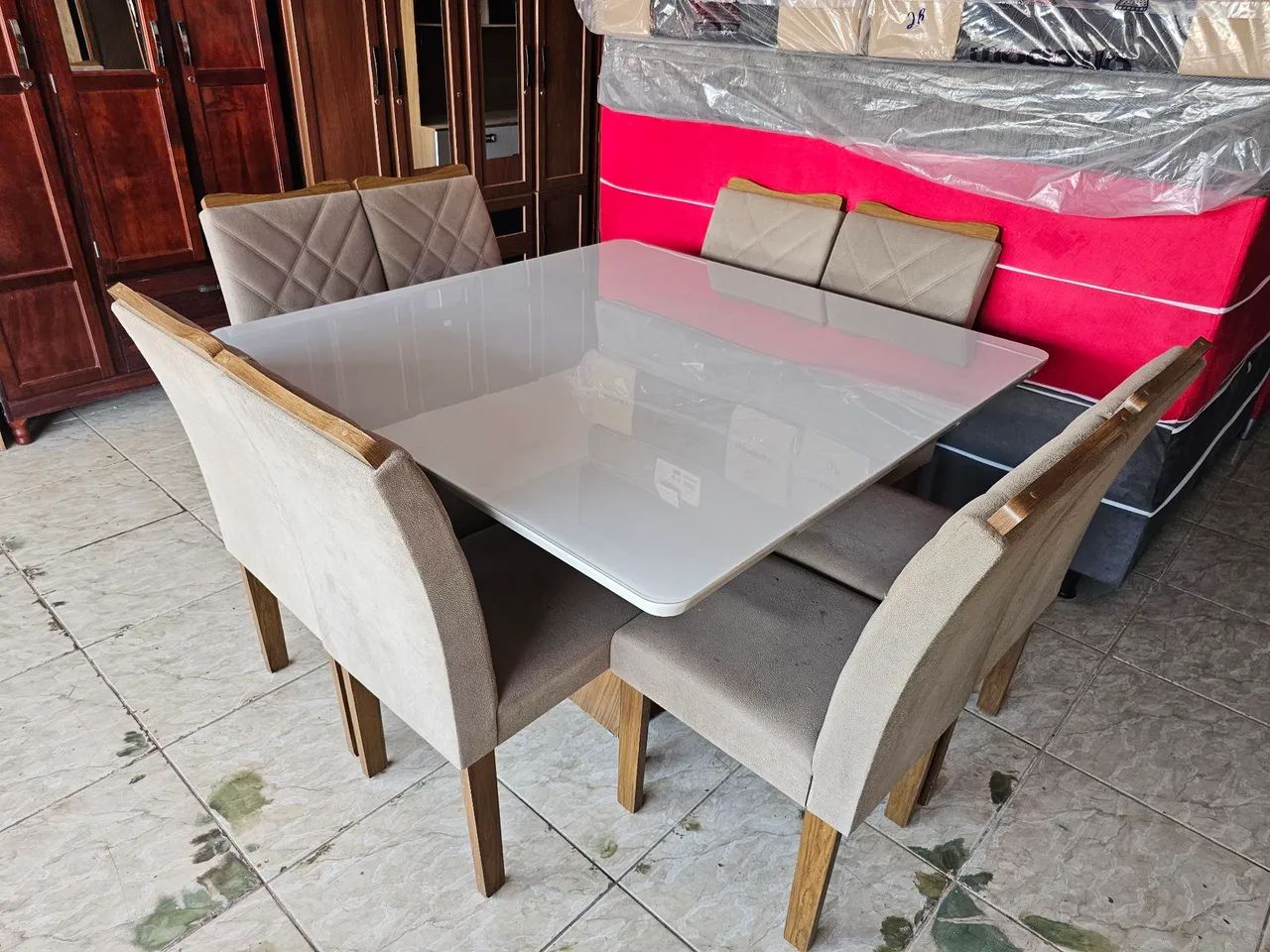 Mesa de mdf tampão de vidro usada  - Foto 2