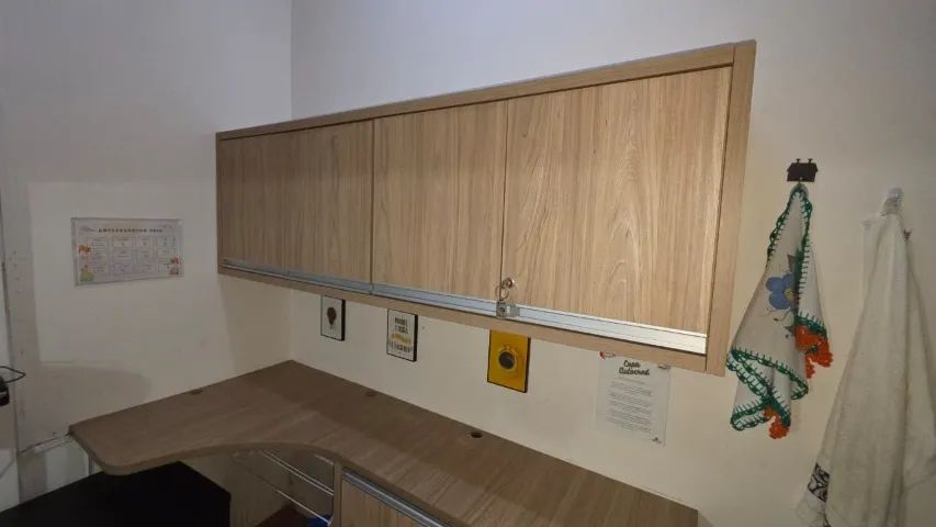 Armário MDF suspenso e bancada - Foto 2