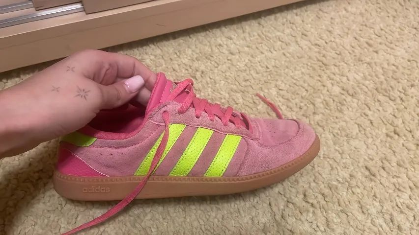 Tênis Adidas