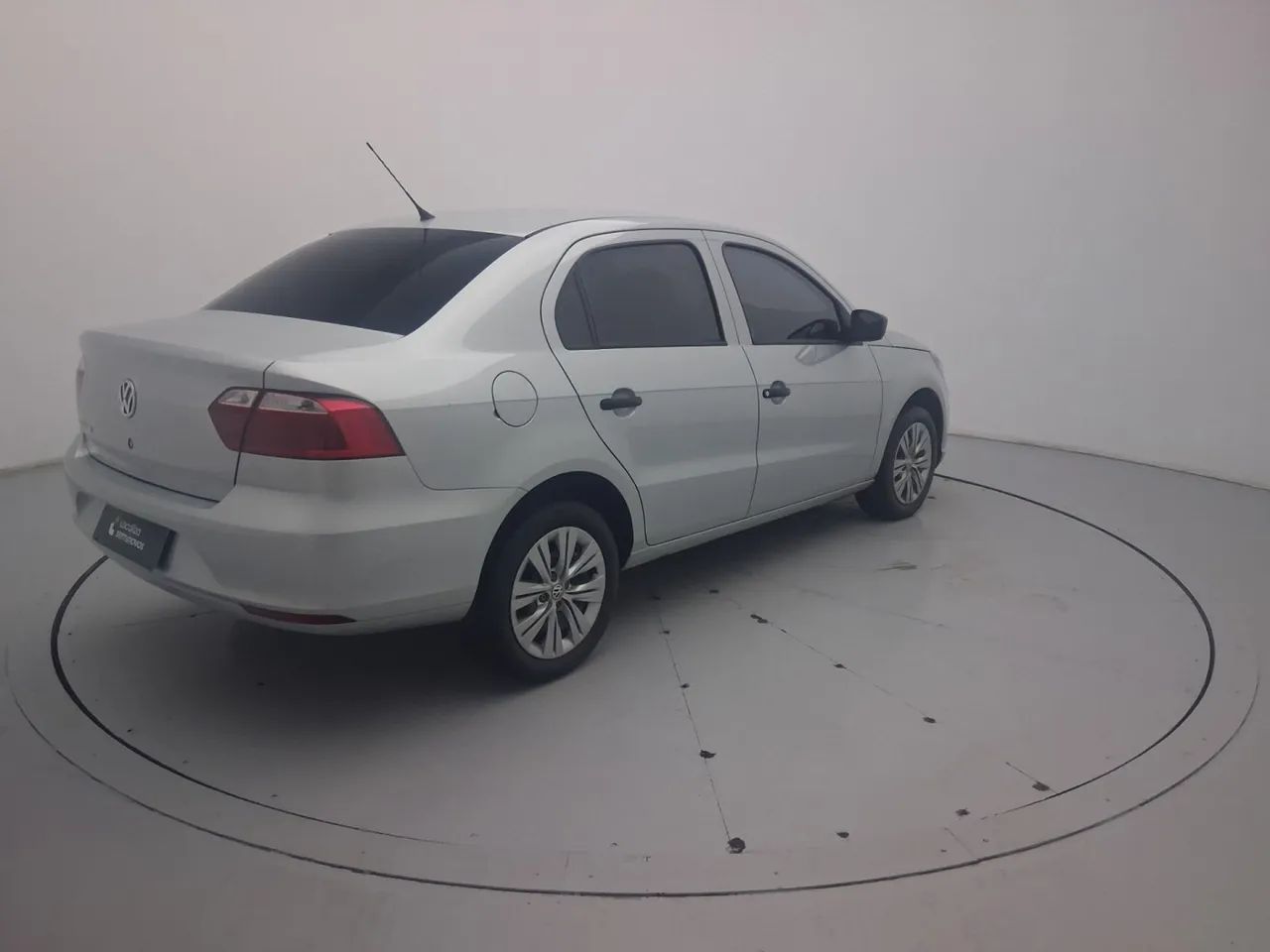 Volkswagen Voyage 1.0 Flex 12V 4p, foto 5 de 18