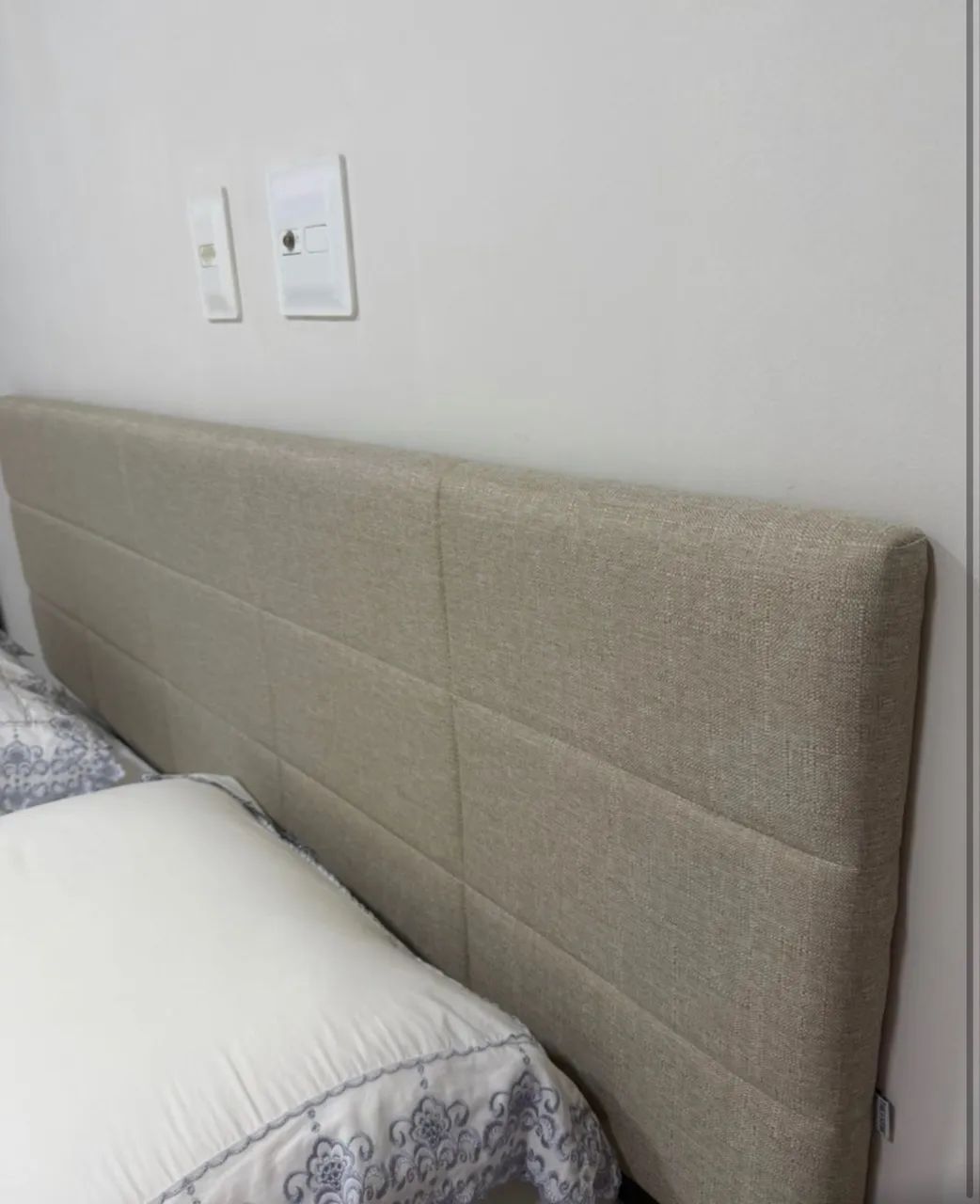 Cabeceira de cama em linho marca TokStok  - Foto 2