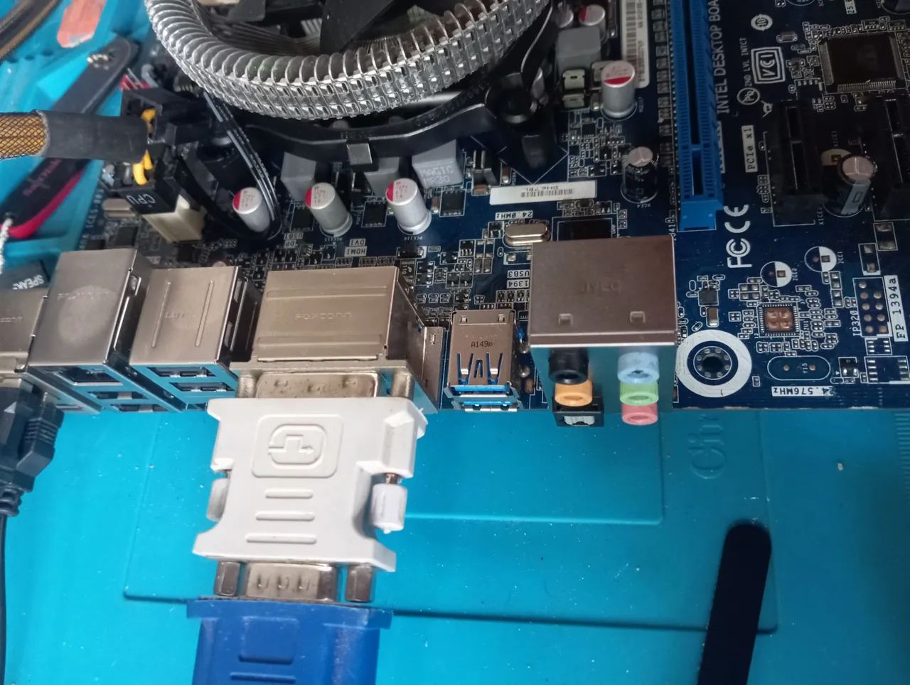 Placa Mãe Intel LGA 1155 + i3 3220 C/cooler  - Foto 4