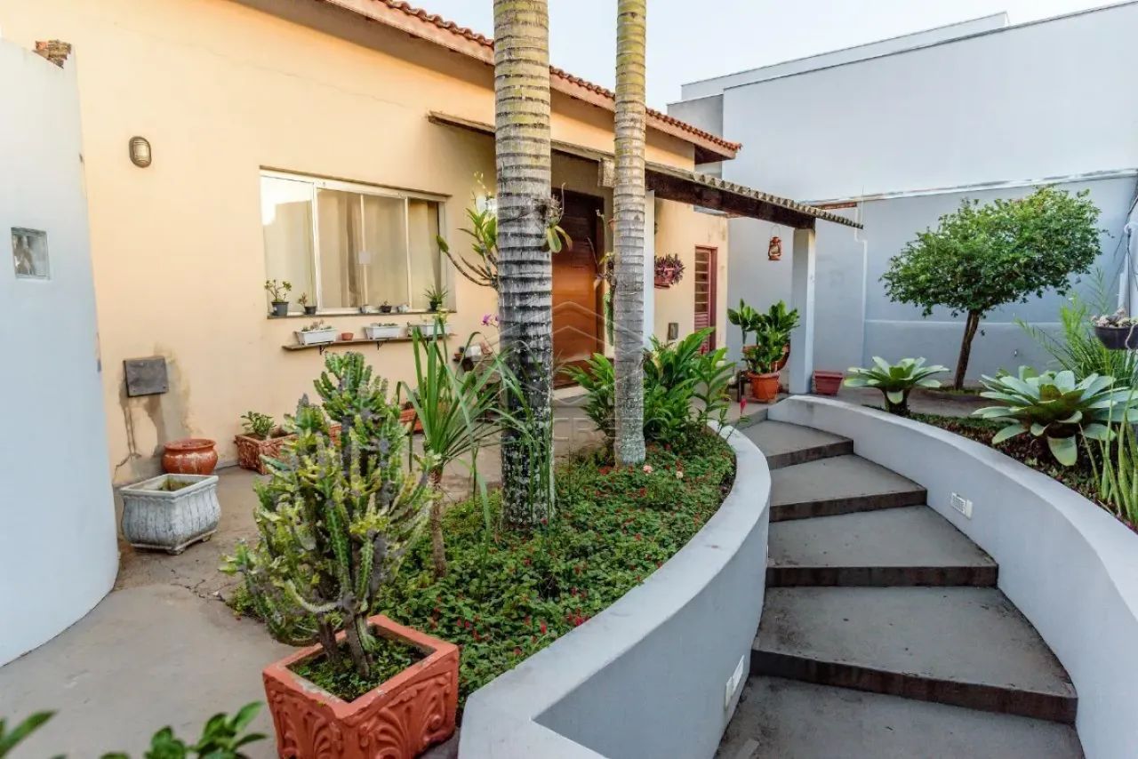 Casa Padrão em Dois Córregos