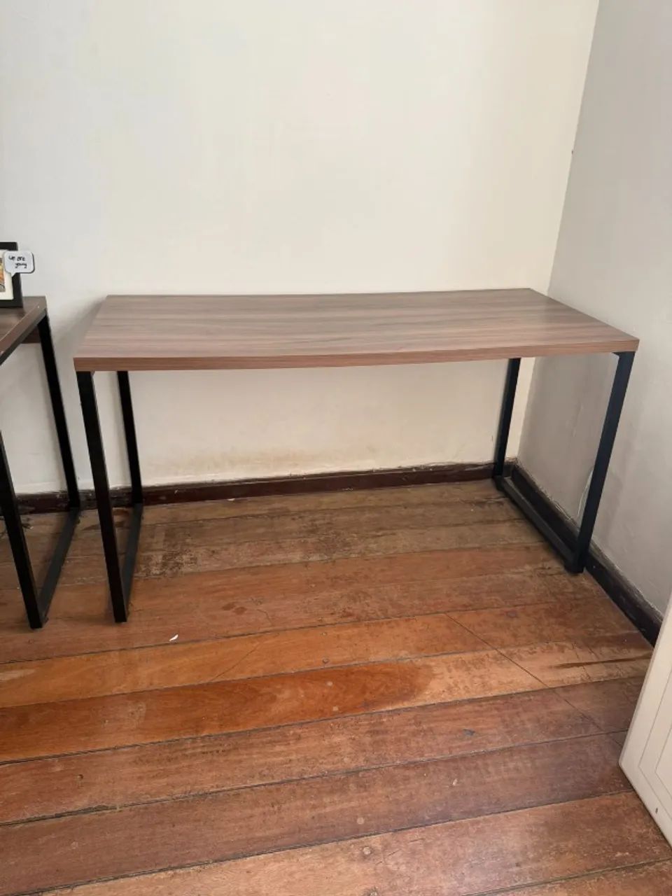 Mesa de Escritório Estilo Industrial