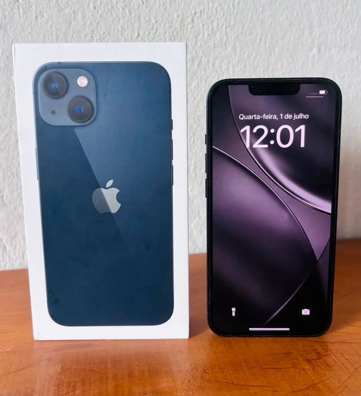 iPhone 13 128GB - Com Caixa Original e NF - Impecável - Foto 5