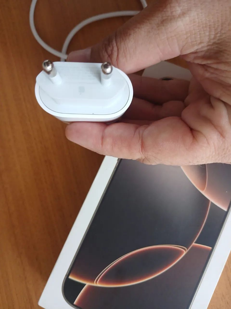 iPhone 16 Pro Max - Foto 4