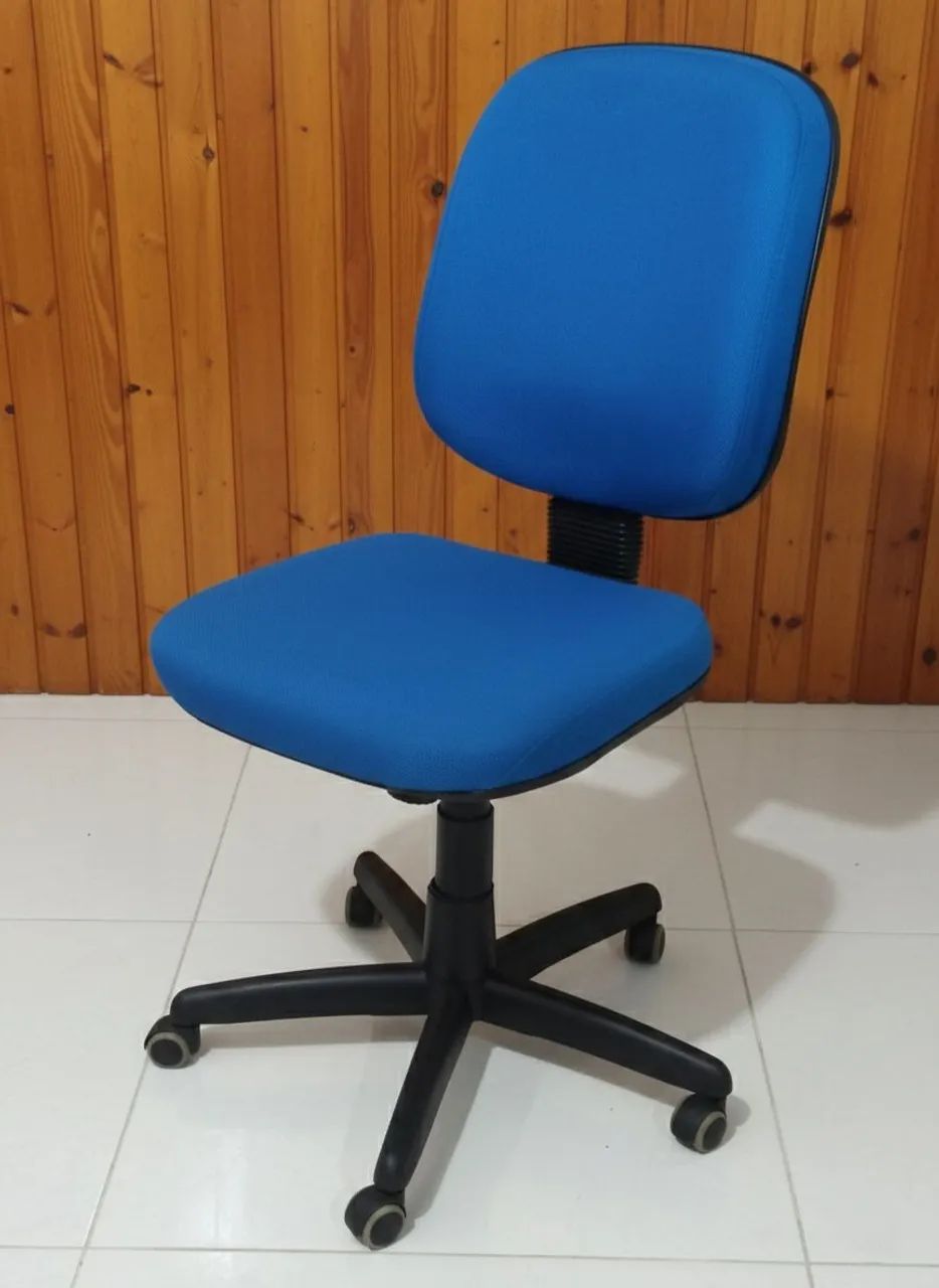 Cadeira giratória em Belém 