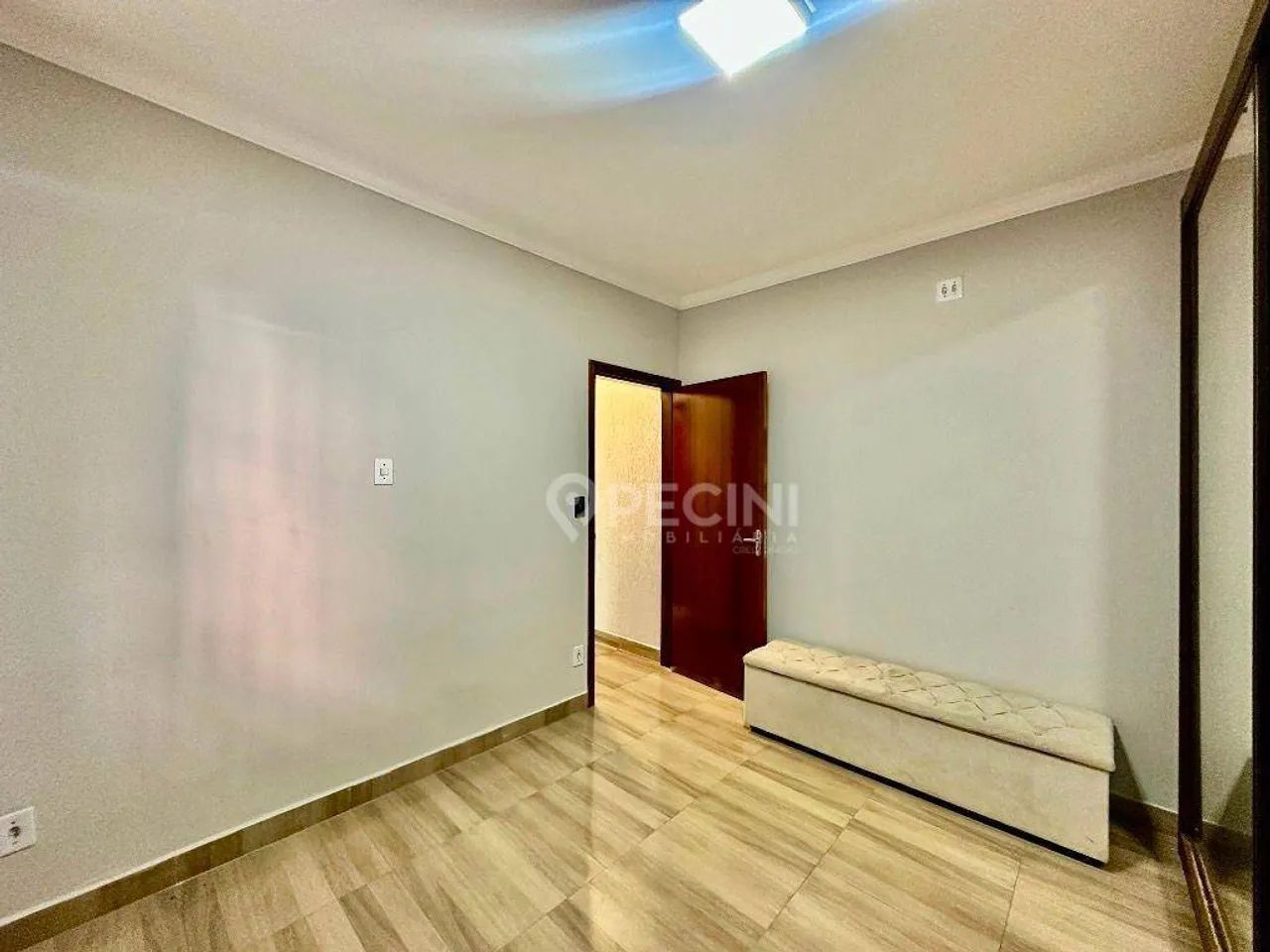 Casa para à venda com 1 quarto e cozinha planejada. - Foto 4