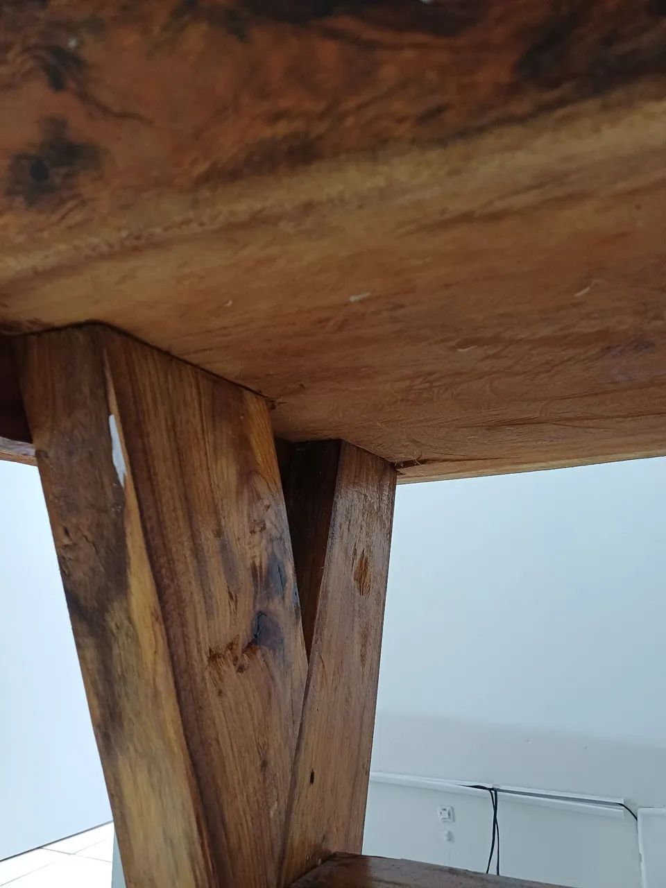 Mesa de Jantar em Madeira Maciça - 6 Lugares - Excelente Estado - Foto 5