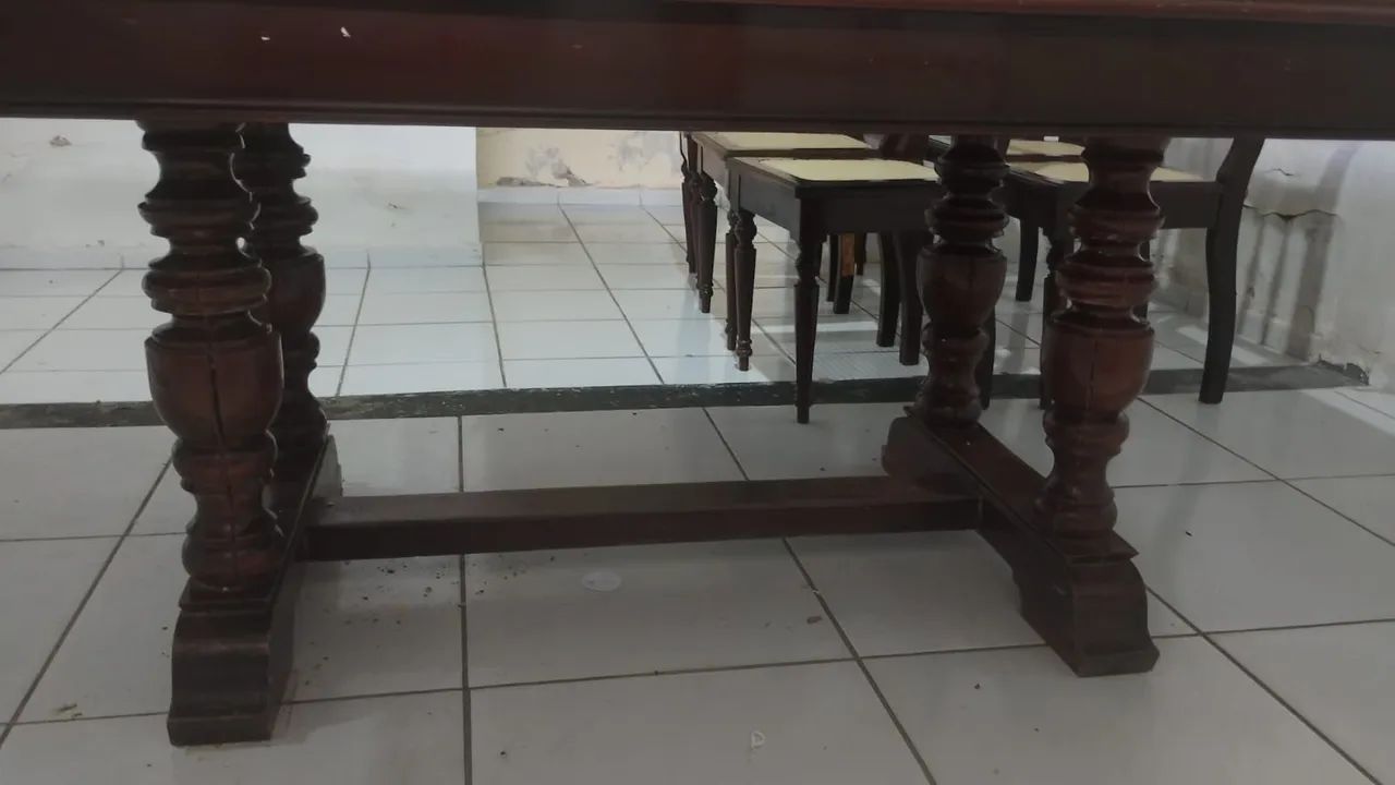 Conjunto de mesa com 6 cadeira rústico. - Foto 3
