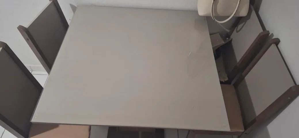 mesa de jantar com 4 cadeiras - Foto 2