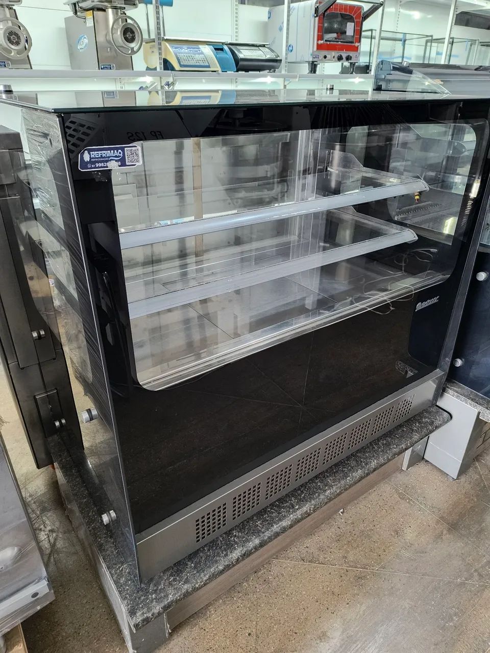 Balcão Vitrine Neutra Gelopar + Plataforma Usada  - Foto 2