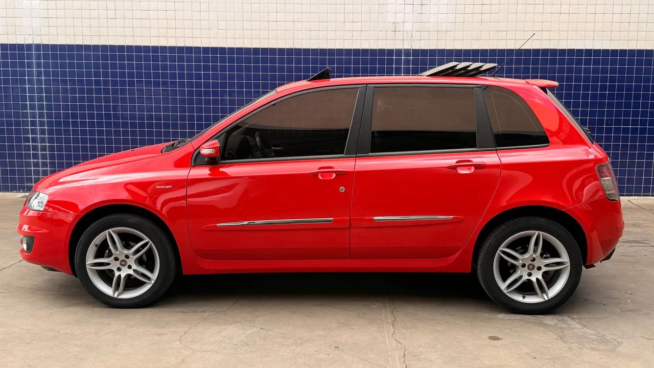 Fiat Stilo Dualogic 1.8 Sporting Flex 8V 5P 2010 - Foto 2