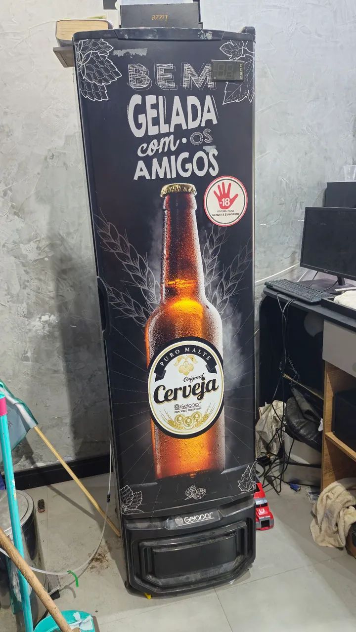 Freezer vertical 230lt.