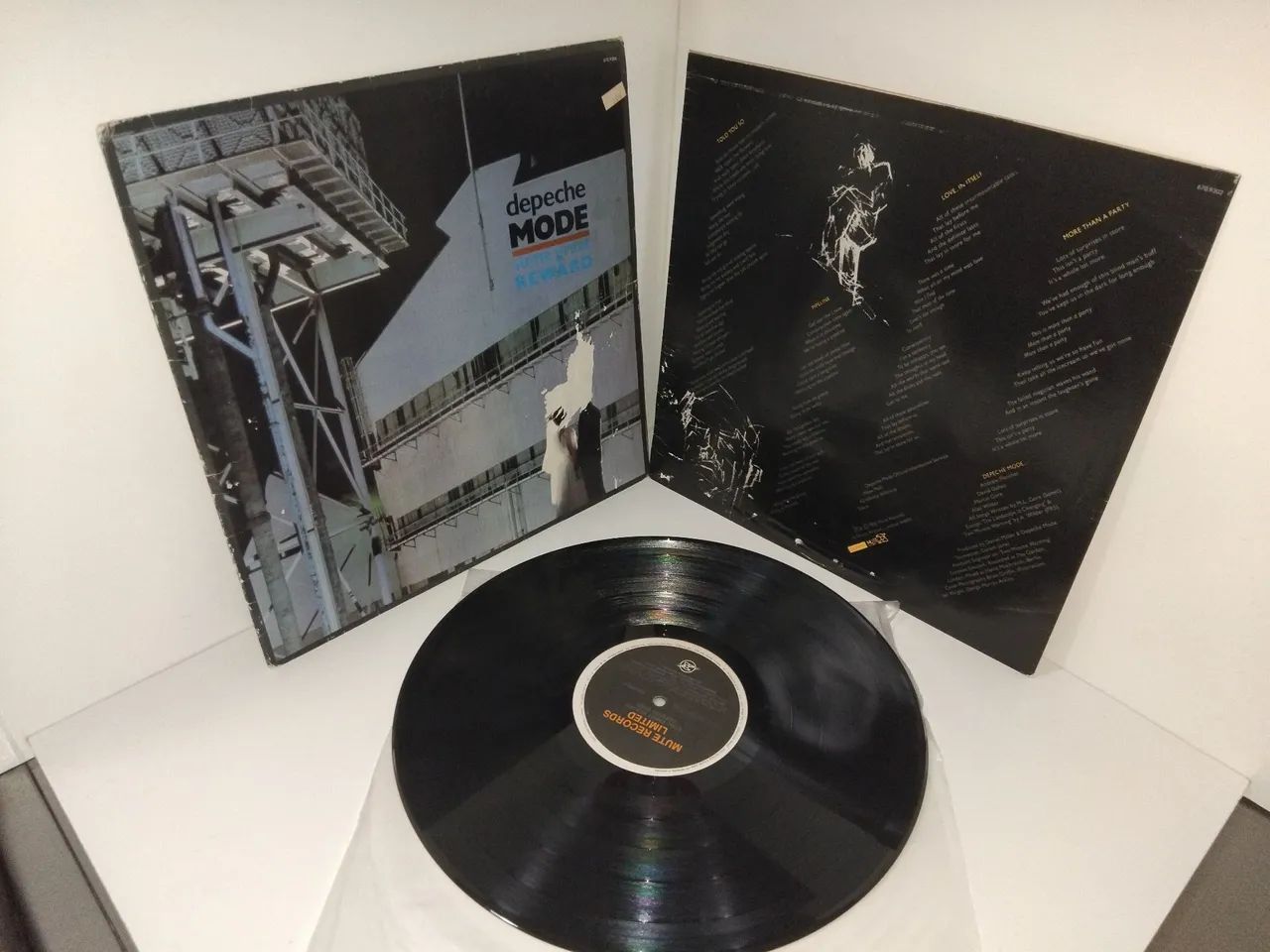 LP Disco de Vinil Depeche Mode Some Great Reward  - Foto 2