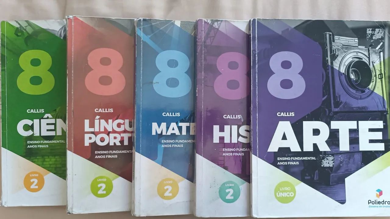 Livros Poliedro 8° ano