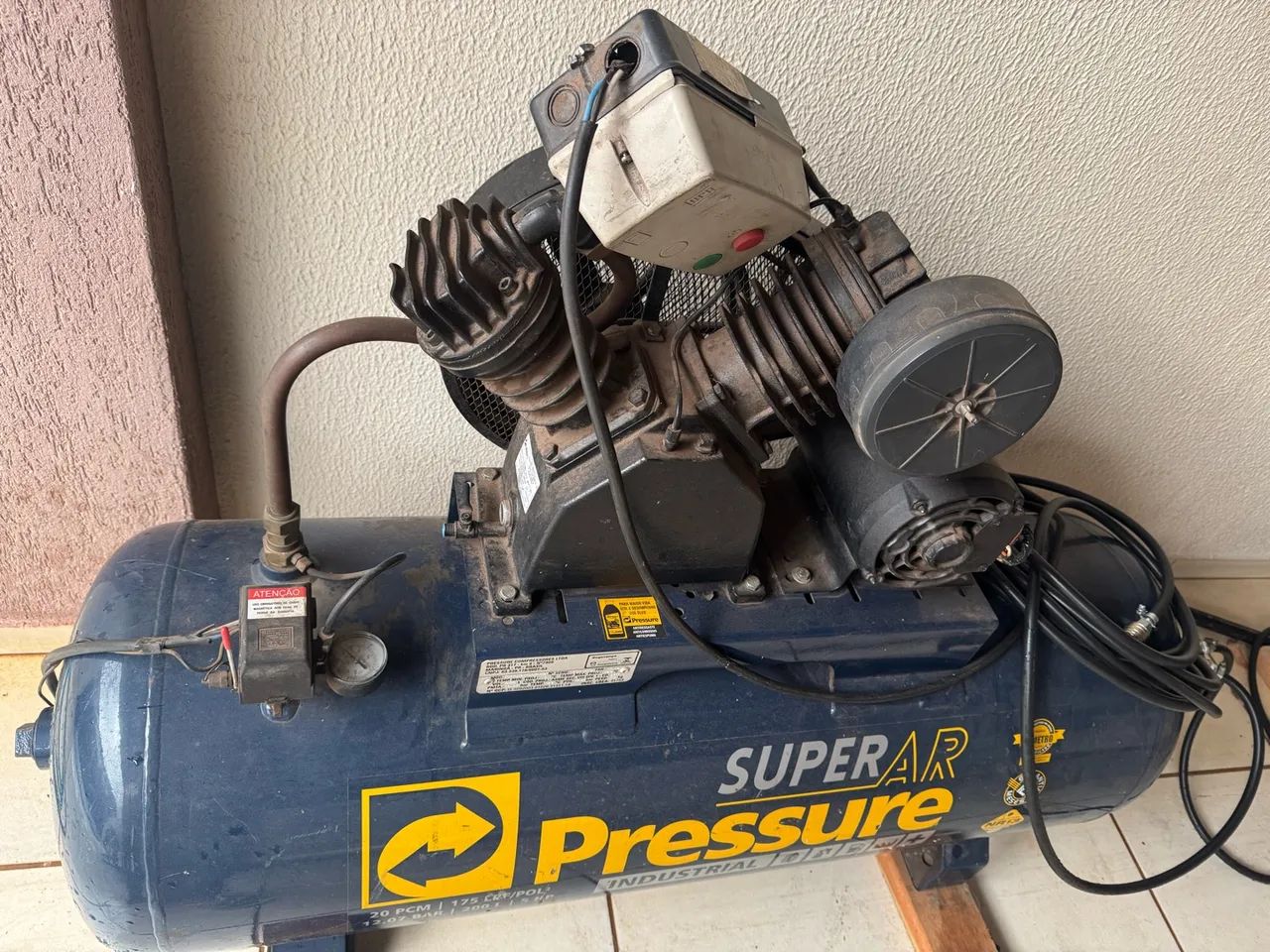 Compressor de ar 20 pés 200 litros  - Foto 4