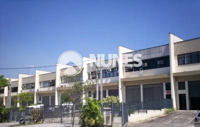 ARMAZÉM COMERCIAL / INDUSTRIAL EM ÓTIMO ESTADO / EXCELENTE LOCALIZAÇÃO E CONSTRUÇÃO