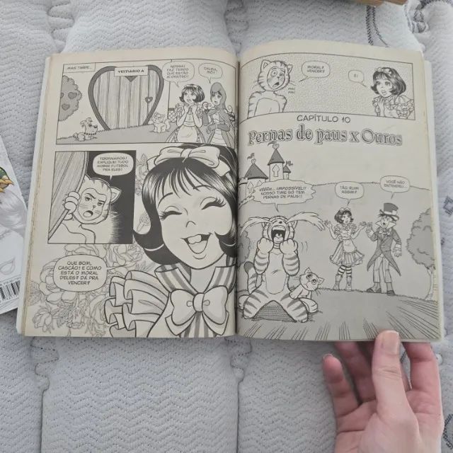 【希少】オリヴィエ・ドゥプレ『城』（カフカ原作）グラフィックノベル 木版画集 Turma da Mônica Jovem - Edições País das Maravilhas Completa - 2