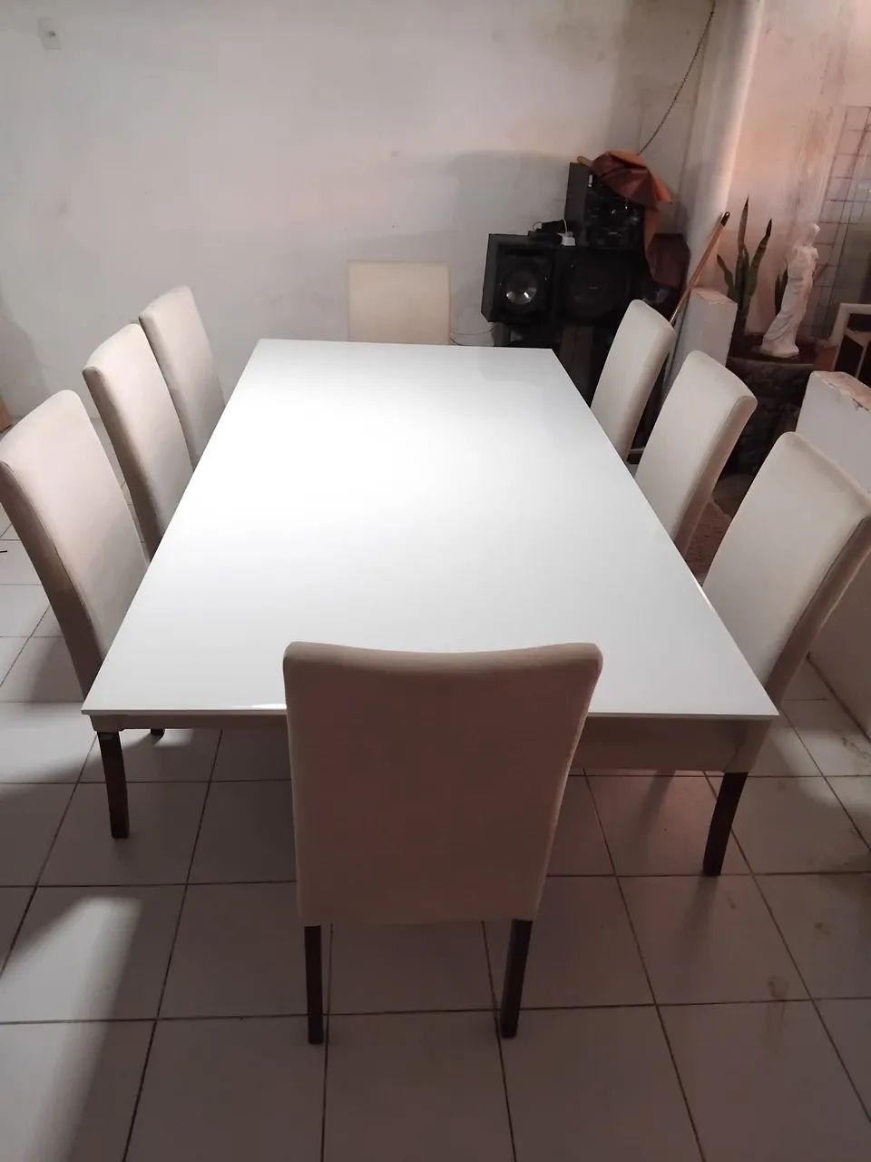 Linda Mesa com 8 cadeiras 