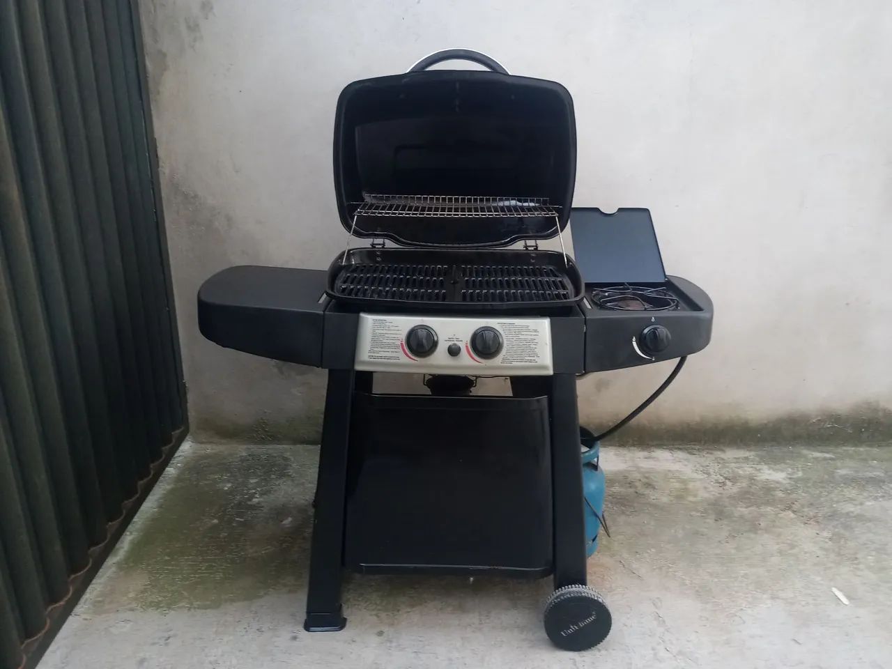 Churrasqueira ( grande oportunidade)