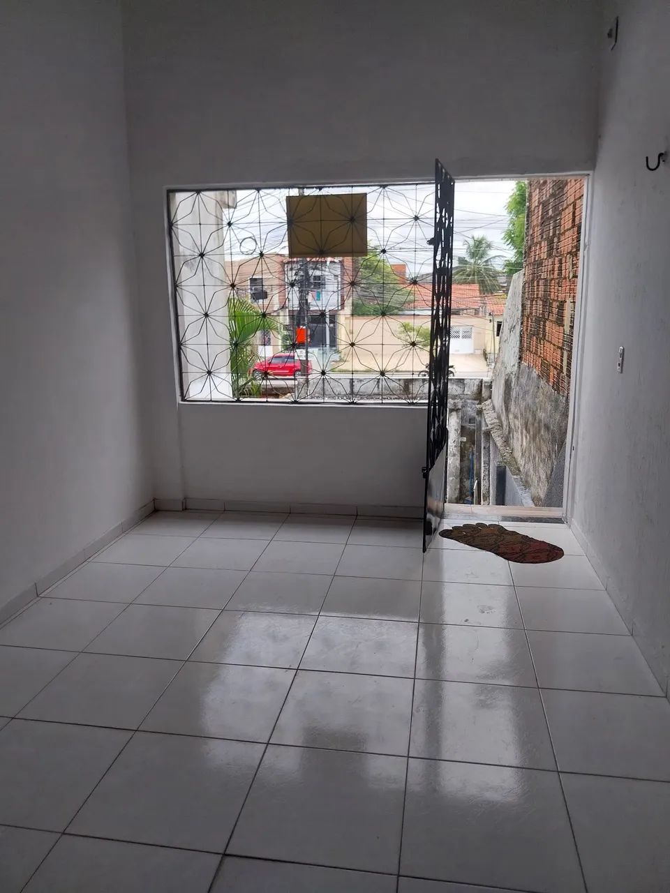 Aluga-se imóvel 