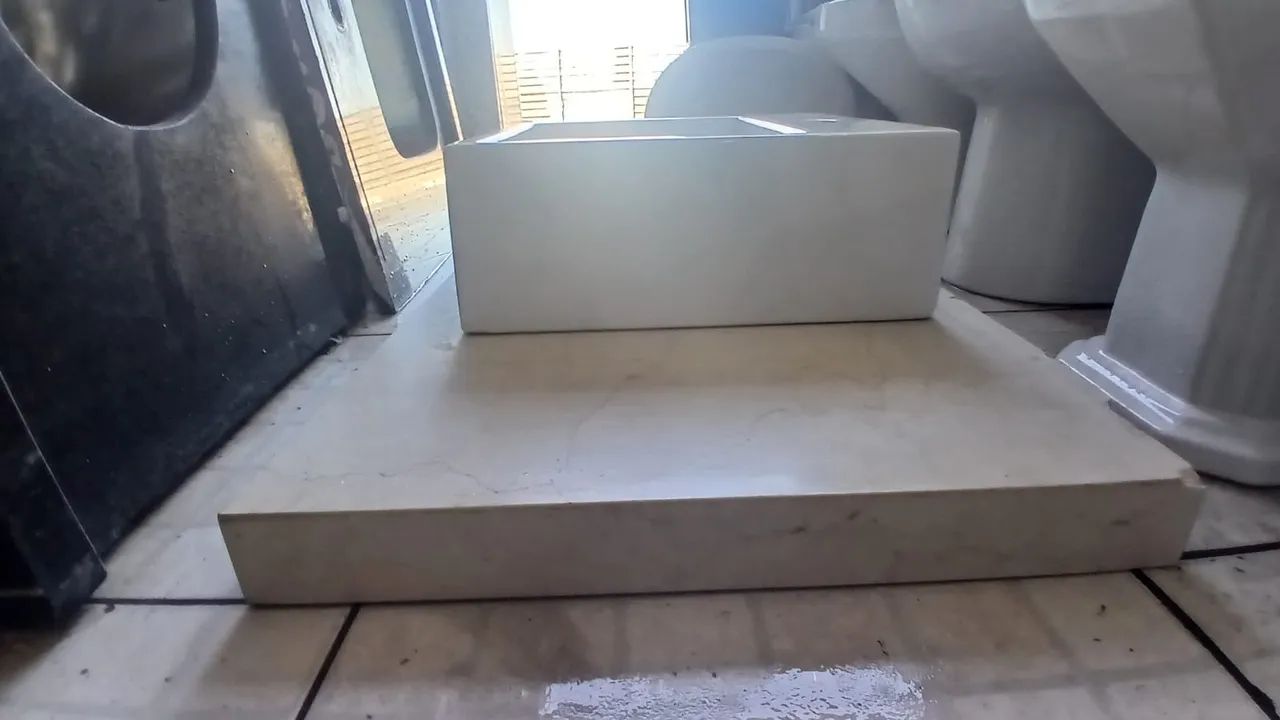 Pia sobre por com bancada  - Foto 3