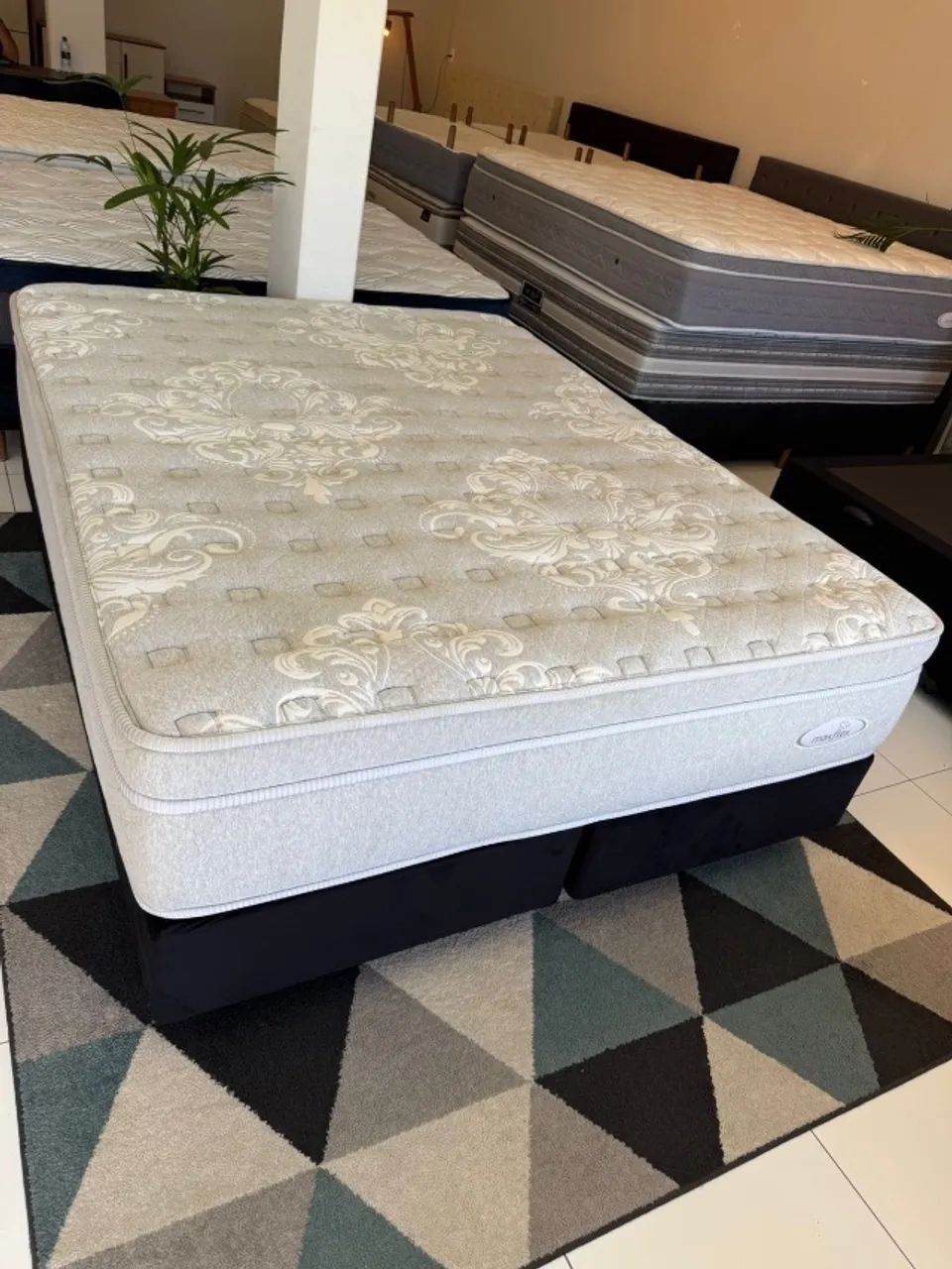 Colchão QUEEN MAXFLEX SEMINOVO TOP - Entrego!  - Foto 4