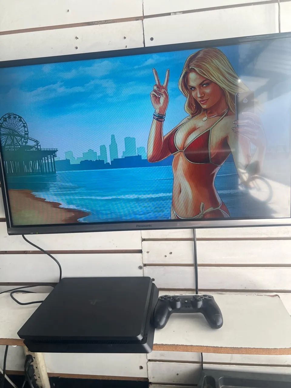 Ps4 slim 1 terá 