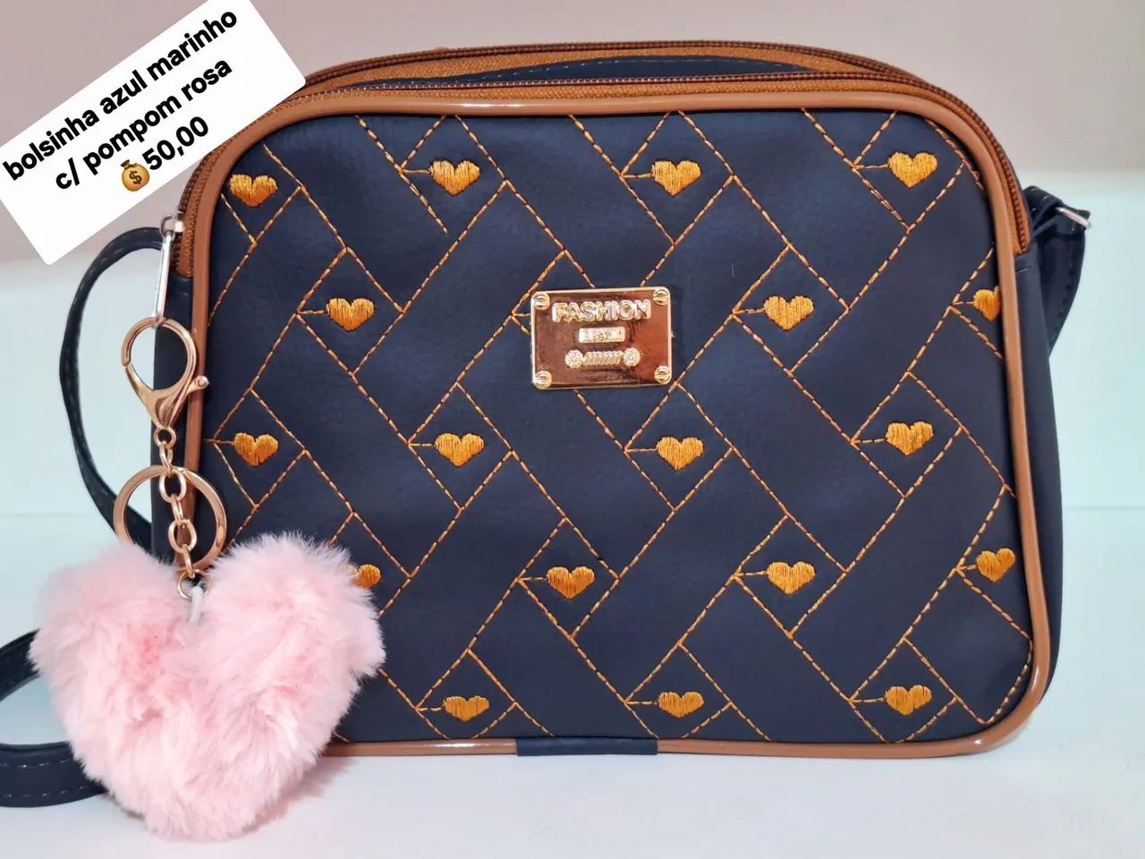 Bolsas com chaveiro feminina - Foto 2