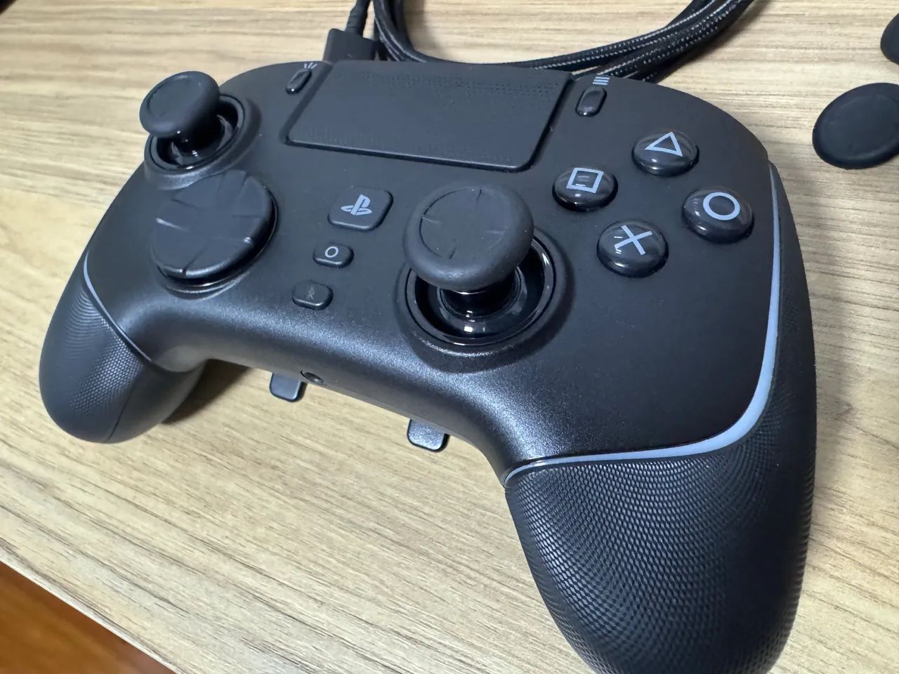 Controle Razer Wolverine V2 Pro Sem Fio P/ Ps5  Pc - Foto 2