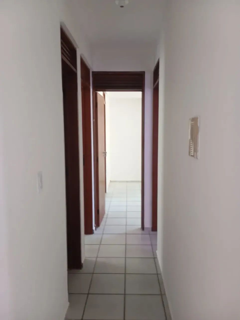 Apartamento para venda em Intermares com tres quartos.