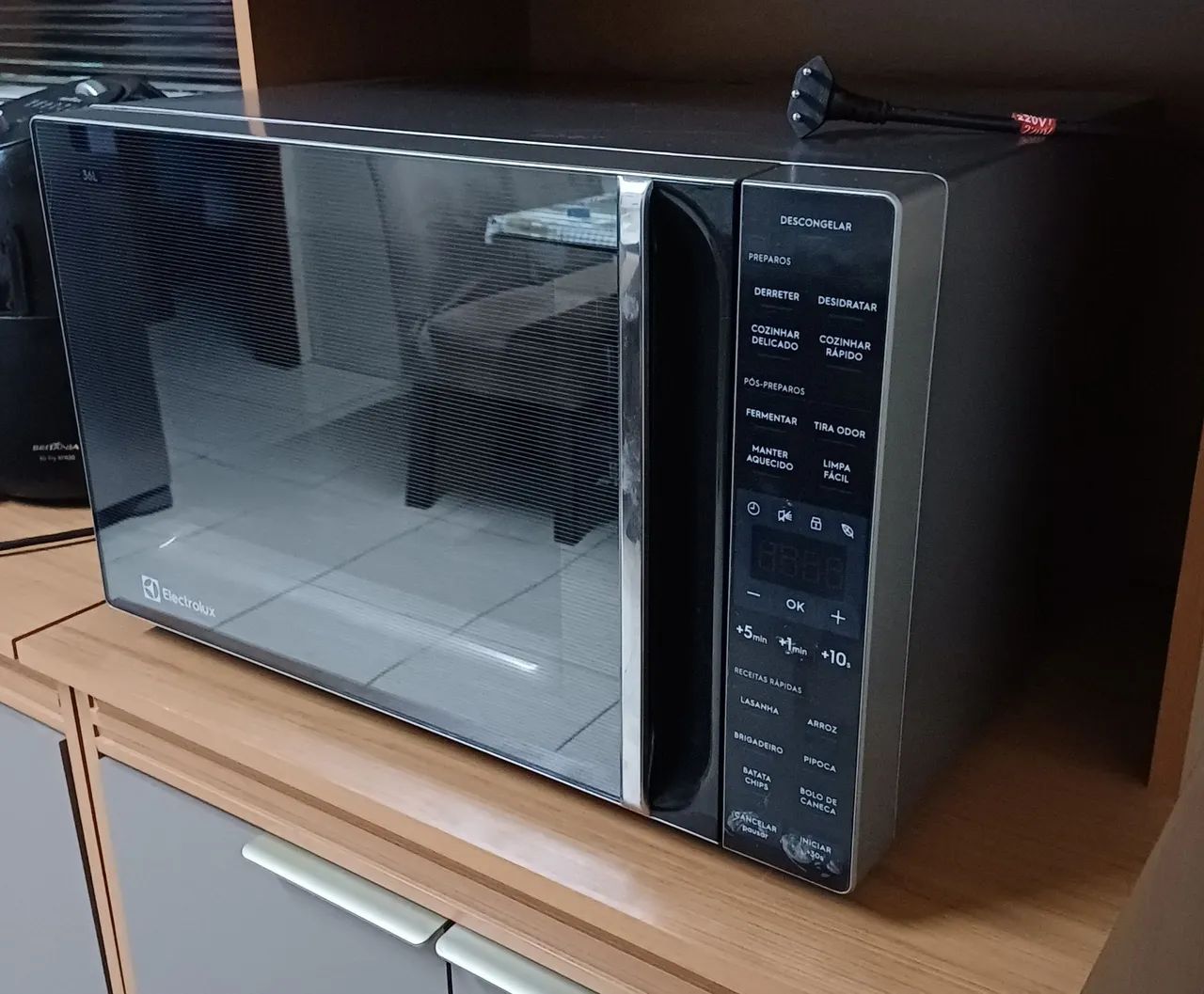 Micro-ondas Electrolux 36L - Foto 2