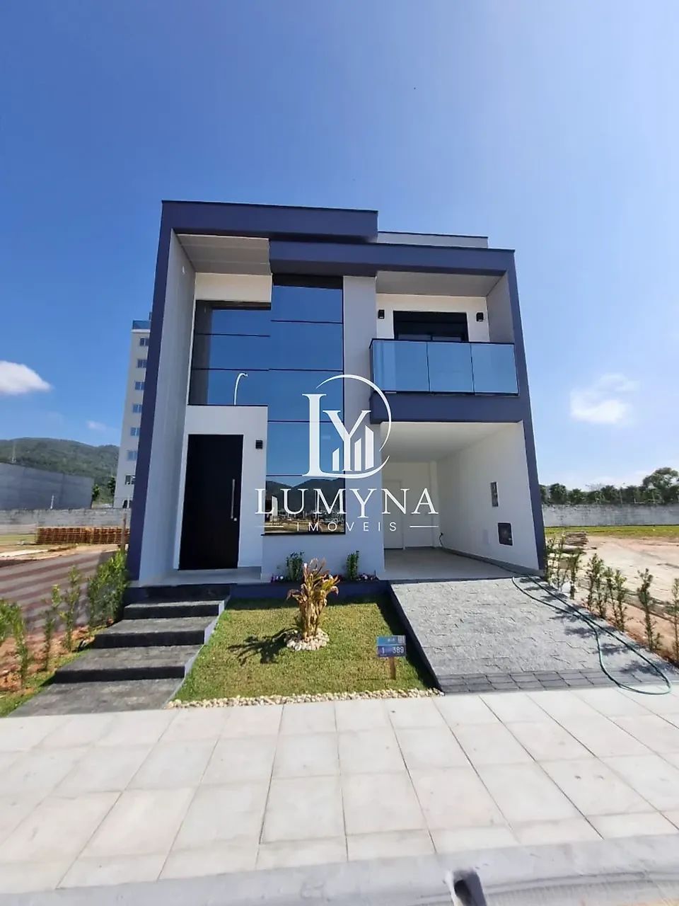 Casa em Condomínio 3 Quartos com 1 Suíte e 150m² - Delta Ville