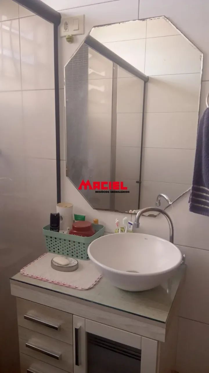 excelente apto em ótima localização e próximo a bancos ,escola e comércio em geral - Foto 2