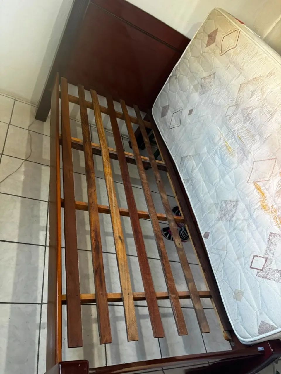 Cama solteiro com colchão  - Foto 3
