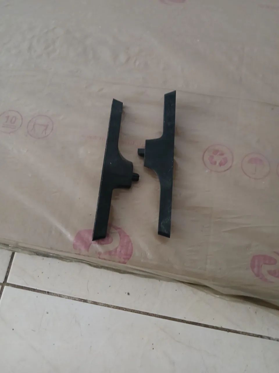 Vende-se pés tv sansung 21 polegadas 